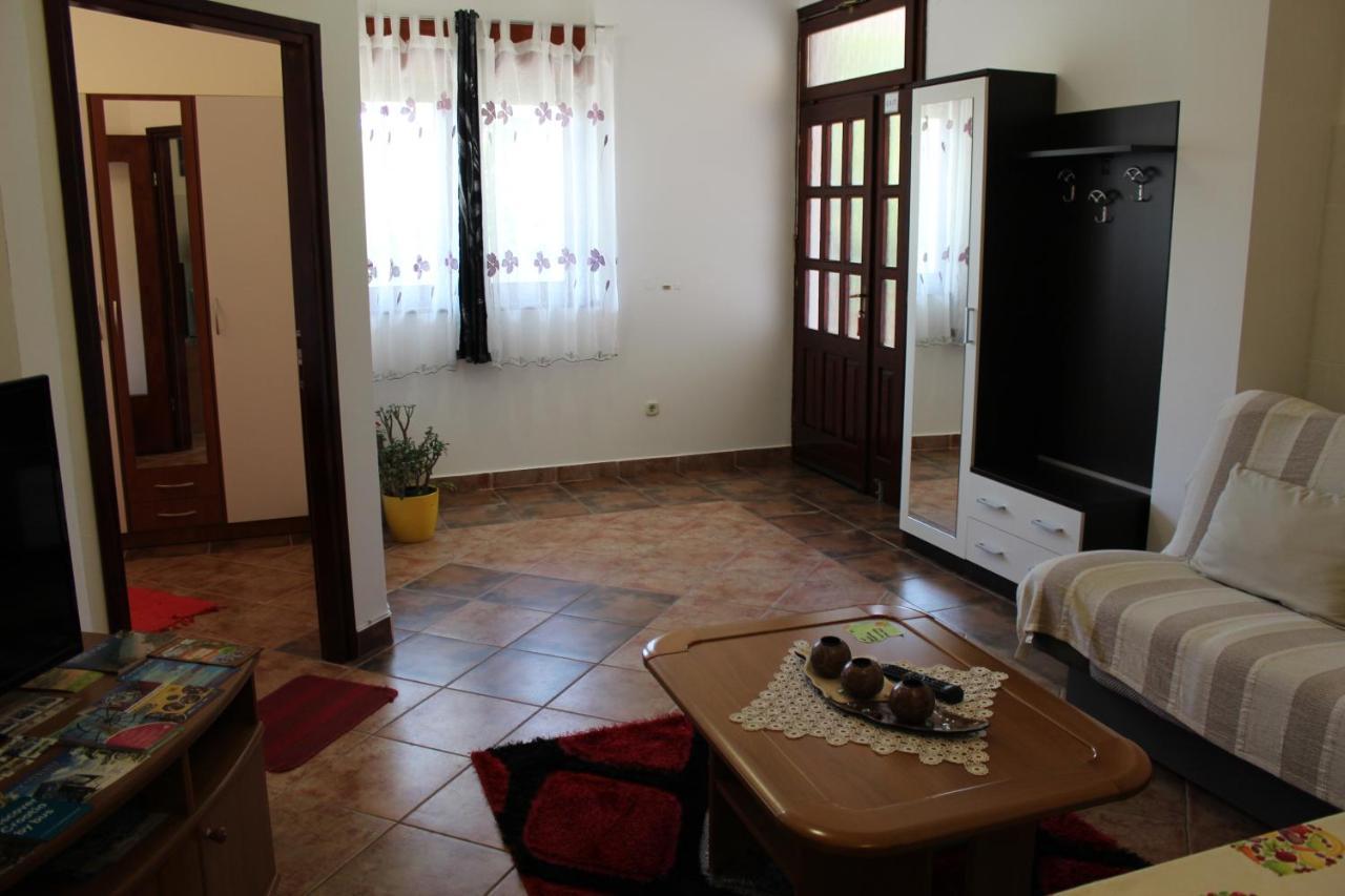 Apartment Mis Floura Rijeka Ngoại thất bức ảnh