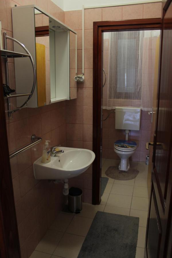Apartment Mis Floura Rijeka Ngoại thất bức ảnh