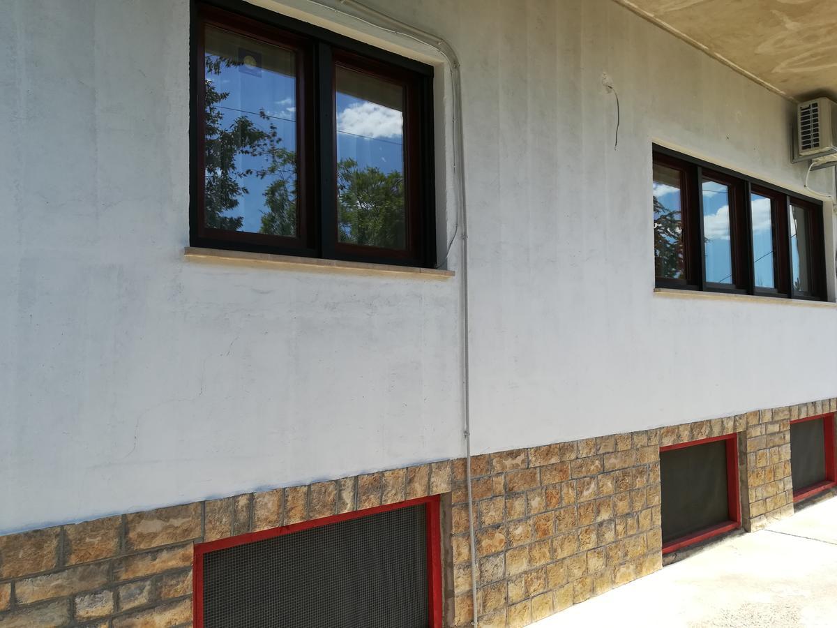 Apartment Mis Floura Rijeka Ngoại thất bức ảnh